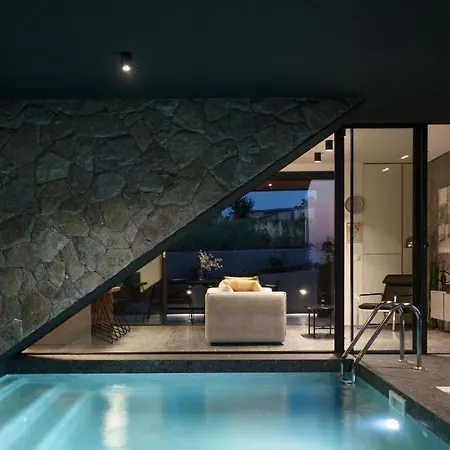 Luxury With A Swimming Pool Mugeba, - 26016 Willa