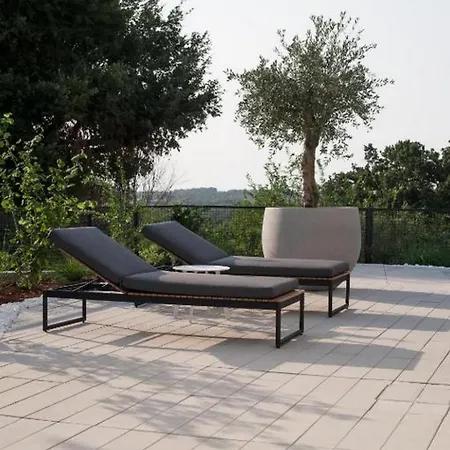 Luxury With A Swimming Pool Mugeba, - 26016 Villa *